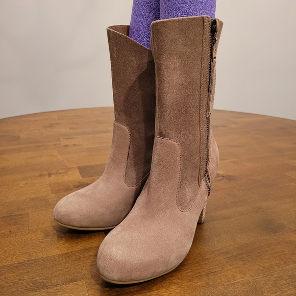 Ugg Athena High Heel Boot - Picture 3 of 10